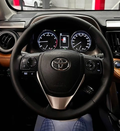 Внедорожник Toyota RAV4 2017 года, 2857000 рублей, Красноярск