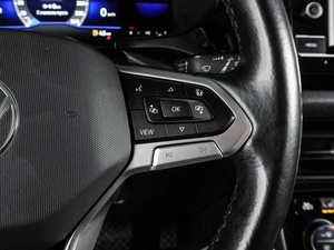 Внедорожник Volkswagen Taos 2022 года, 2499000 рублей, Воронеж