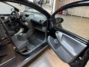 Хетчбэк Peugeot 107 2010 года, 497000 рублей, Красноярск