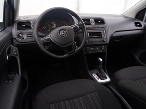 Седан Volkswagen Polo 2017 года, 1150000 рублей, Тверь