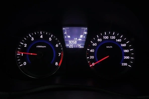 Хэтчбек Hyundai Solaris 2012 года, 790000 рублей, Курск