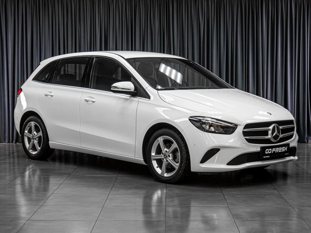 Хетчбэк Mercedes-benz B-класс 2019 года, 2359000 рублей, Тюмень