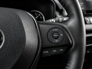 Внедорожник Toyota RAV4 2021 года, 4079000 рублей, Кирилловка