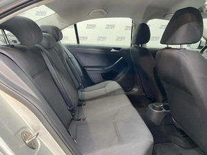 Седан Volkswagen Jetta 2014 года, 940000 рублей, Красноярск