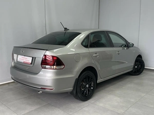 Седан Volkswagen Polo 2019 года, 1395000 рублей, Красноярск