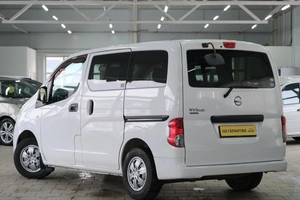 Минивэн Nissan NV200 2011 года, 939000 рублей, Омск
