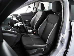 Хетчбэк Ford Focus 2011 года, 689000 рублей, Воронеж