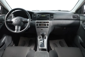 Хетчбэк Toyota Corolla 2006 года, 689000 рублей, Новосибирск
