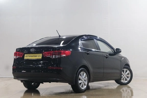Седан Kia Rio 2016 года, 1059000 рублей, Новокузнецк