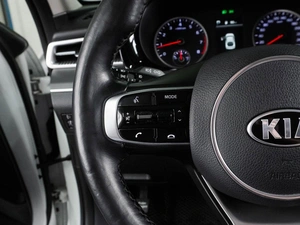 Седан Kia K5 2020 года, 2173000 рублей, Воронеж