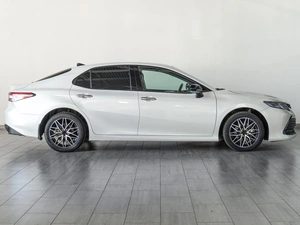 Седан Toyota Camry 2022 года, 2799000 рублей, Саратов