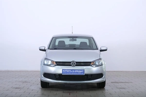 Седан Volkswagen Polo 2012 года, 899000 рублей, Омск