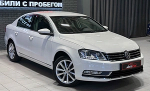 Седан Volkswagen Passat 2013 года, 1150000 рублей, Красноярск