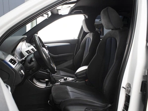 Внедорожник BMW X1 2017 года, 2300000 рублей, Омск