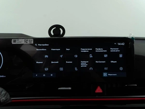 Минивэн Kia Carnival 2025 года, 6098999 рублей, Москва