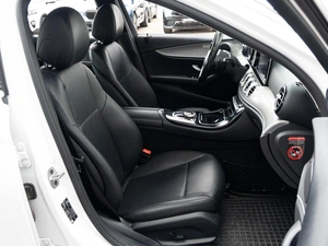 Седан Mercedes-benz E-класс 2019 года, 2650000 рублей, Краснодар