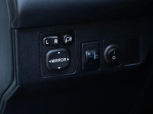 Внедорожник Toyota RAV4 2015 года, 2257077 рублей, Москва