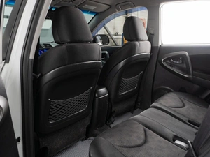 Внедорожник Toyota RAV4 2010 года, 1179000 рублей, Тюмень