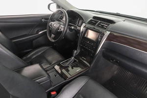 Седан Toyota Camry 2016 года, 1869000 рублей, Пермь
