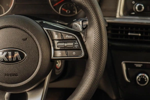 Седан Kia Optima 2019 года, 1249000 рублей, Челябинск