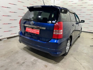Минивэн Toyota Wish 2005 года, 765000 рублей, Красноярск