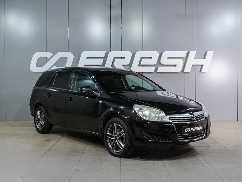 Универсал Opel Astra 2011 года, 669000 рублей, Воронеж