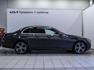 Седан Mercedes-benz E-класс 2021 года, 4400000 рублей, Красноярск