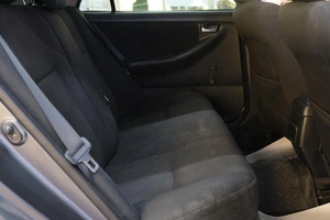 Седан Toyota Corolla 2006 года, 499000 рублей, Омск