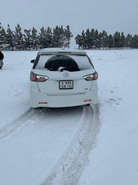 Минивэн Toyota Wish 2014 года, 1800000 рублей, Емельяново