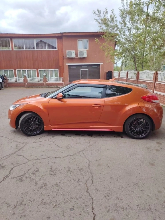 Хетчбэк Hyundai Veloster 2014 года, 1100000 рублей, Красноярск