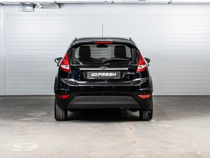 Хетчбэк Ford Fiesta 2011 года, 679000 рублей, Ставрополь