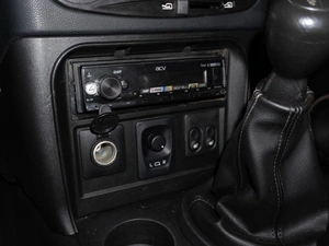 Внедорожник ВАЗ (LADA) Niva Travel 2023 года, 980000 рублей, Санкт-Петербург