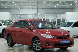 Седан Toyota Corolla 2011 года, 1149000 рублей, Омск