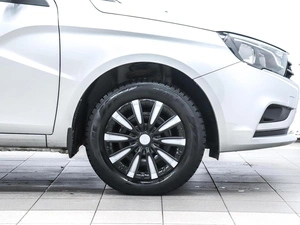 Седан ВАЗ (LADA) Vesta 2017 года, 799000 рублей, Красноярск