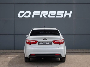 Седан Kia Rio 2013 года, 970000 рублей, Краснодар