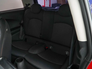 Хетчбэк MINI Cooper 2014 года, 1360444 рублей, Москва
