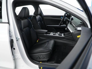Седан Kia K5 2026 года, 4699077 рублей, Москва