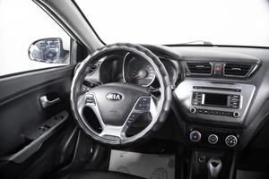 Седан Kia Rio 2017 года, 669000 рублей, Пермь