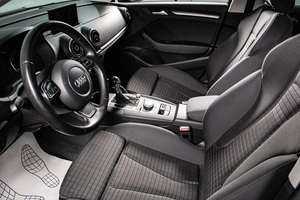 Седан Audi A3 2016 года, 1939000 рублей, Сургут