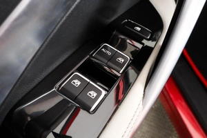 Внедорожник Chevrolet Captiva 2022 года, 1889000 рублей, Пермь