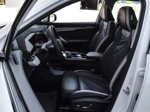 Внедорожник Geely Atlas 2024 года, 2950000 рублей, Краснодар