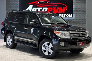 Внедорожник Toyota Land Cruiser 2014 года, 4200000 рублей, Красноярск