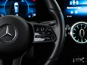 Хетчбэк Mercedes-benz B-класс 2019 года, 1897077 рублей, Москва