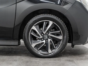 Минивэн Honda Stepwgn Spada 2016 года, 1875000 рублей, Красноярск