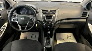 Хетчбэк Hyundai Solaris 2015 года, 948000 рублей, Красноярск