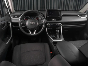 Внедорожник Toyota RAV4 2021 года, 3449000 рублей, Тюмень