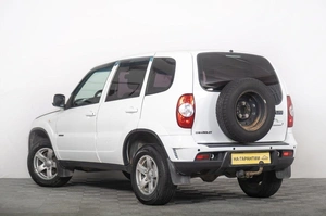Внедорожник Chevrolet Niva 2018 года, 799000 рублей, Томск