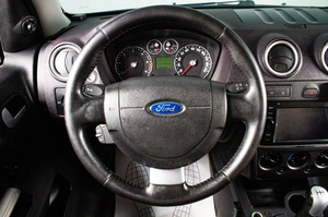 Хетчбэк Ford Fusion 2007 года, 619000 рублей, Сургут