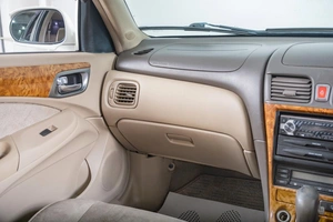 Седан Nissan Bluebird Sylphy 2001 года, 359000 рублей, Томск