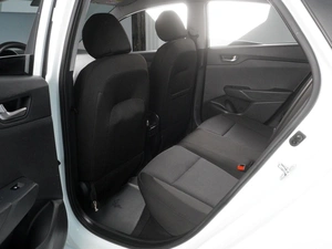 Седан Hyundai Solaris 2020 года, 1399000 рублей, Красный Пахарь